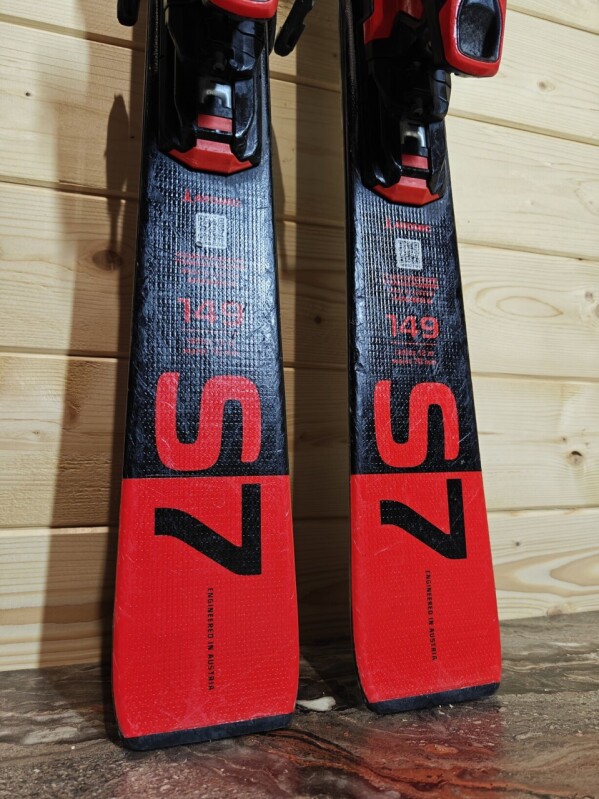 LYŽE ATOMIC REDSTER S7 149CM